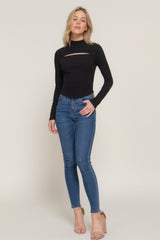 Long slv mock neck kyehole rib knit top