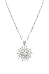 Burst Pearl Center Necklace