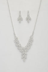 Leaf Pattern Crystal Necklace